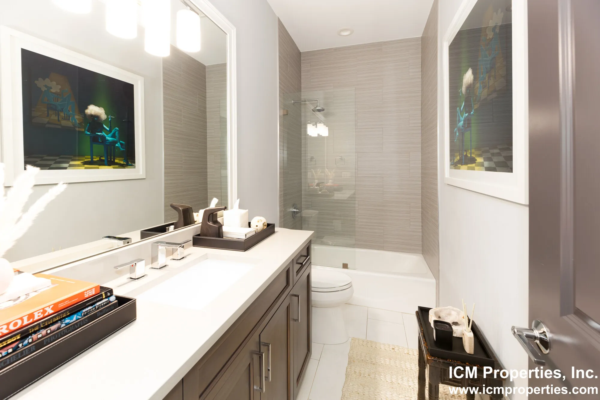 1241 W Oakdale Ave, , 60657, USA 60657-unit#1241-1E NC15-Chicago-IL