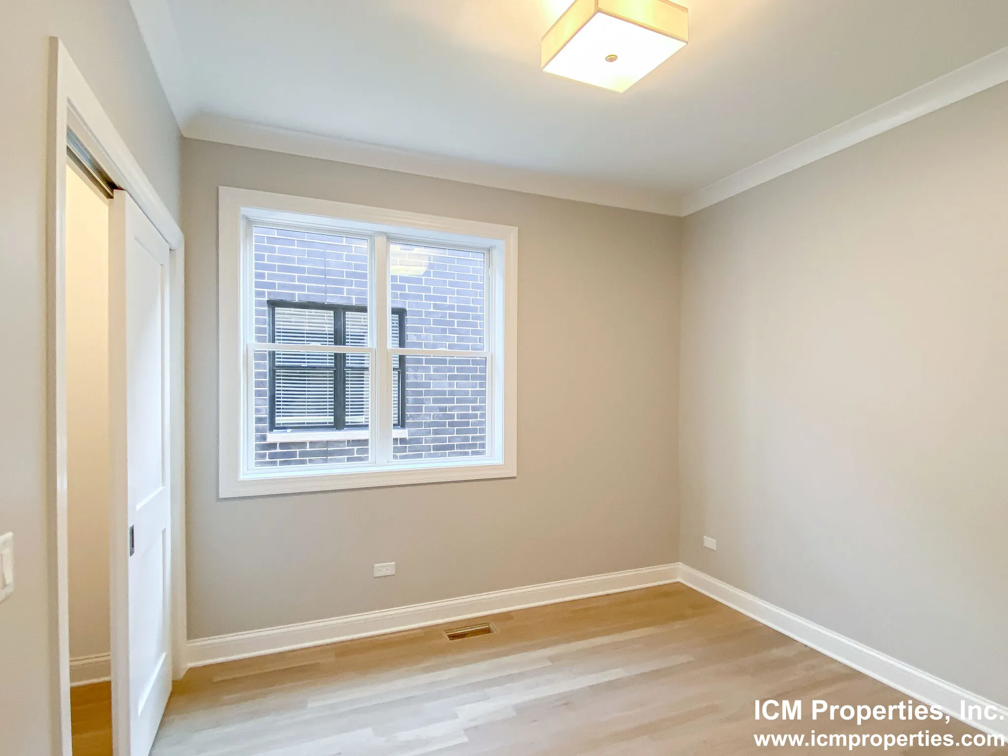 3343 N Kenmore Ave, ,  60657, USA 60657-unit#3343-3S FP-Chicago-IL