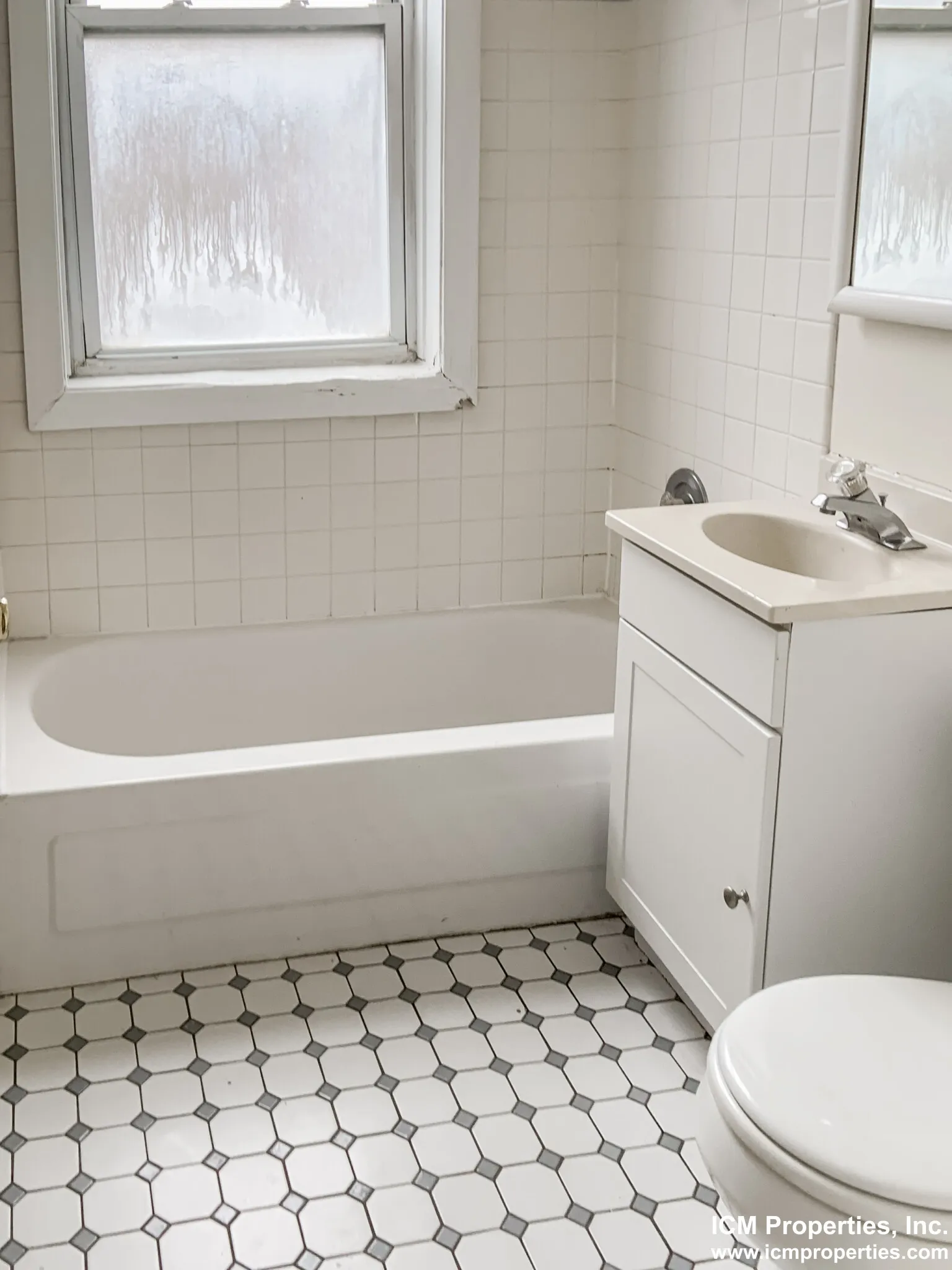 2318 N Southport Ave, ,  60614, USA 60614-unit#2318-3R-Chicago-IL