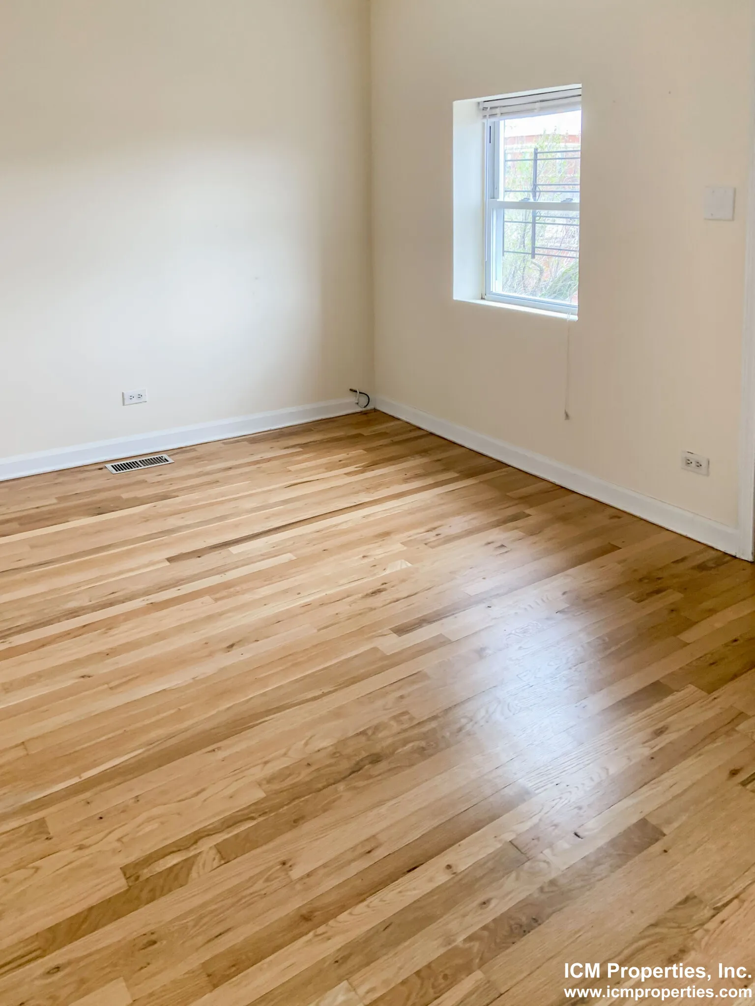 2318 N Southport Ave, ,  60614, USA 60614-unit#2318-3R-Chicago-IL