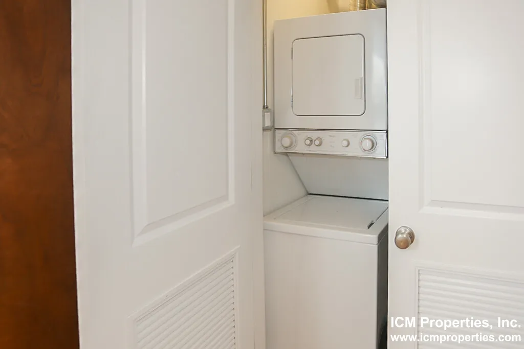3054 N Greenview Ave, , 60657, USA 60657-unit#1507-2-Chicago-IL