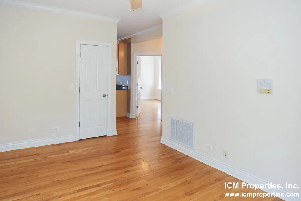 1210 W Waveland Ave, ,  60613, USA 60613-unit#1210WAV3-Chicago-IL