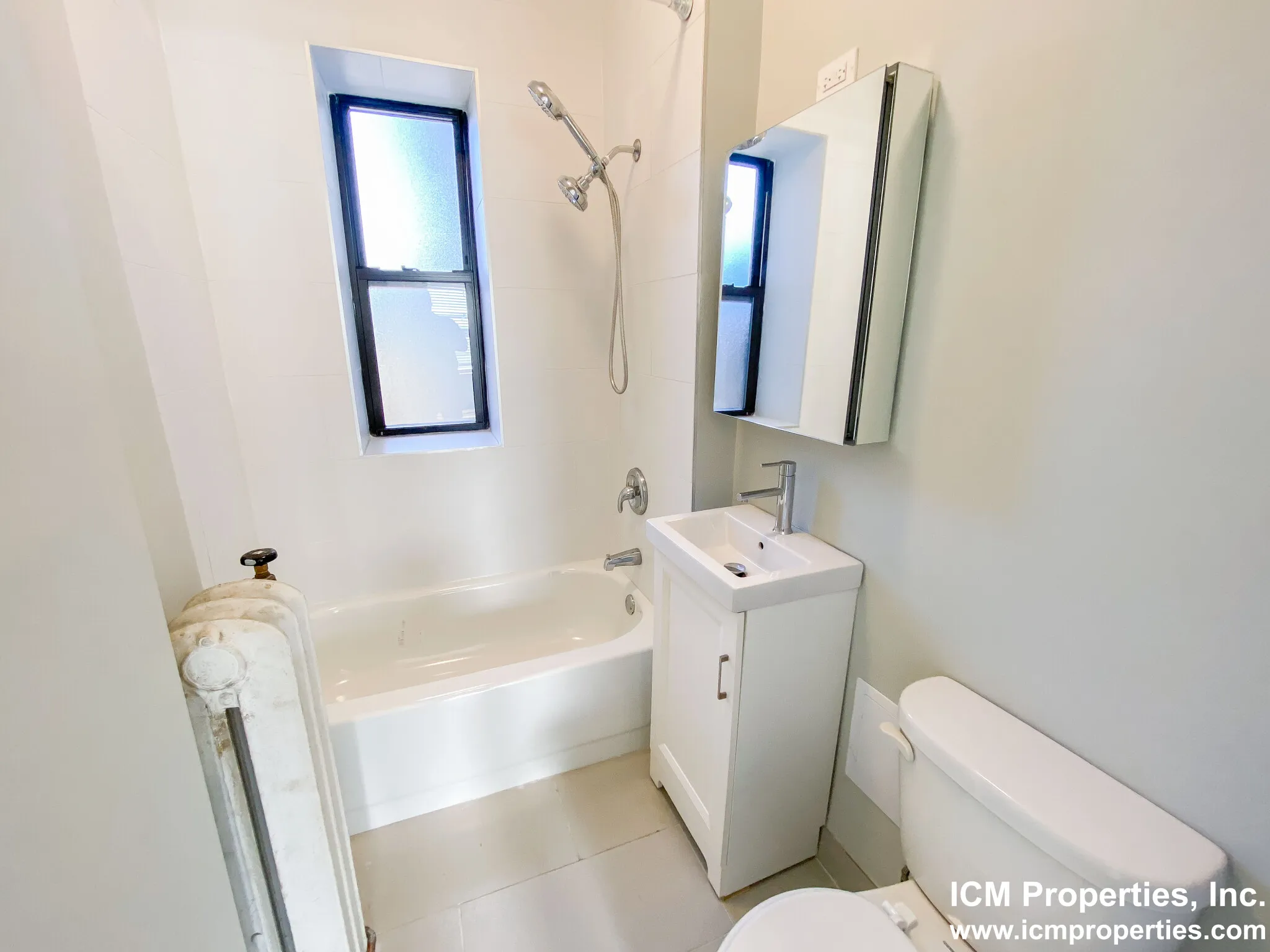 540 W Briar Pl, , 60657, USA 60657-unit#540-3A-Chicago-IL