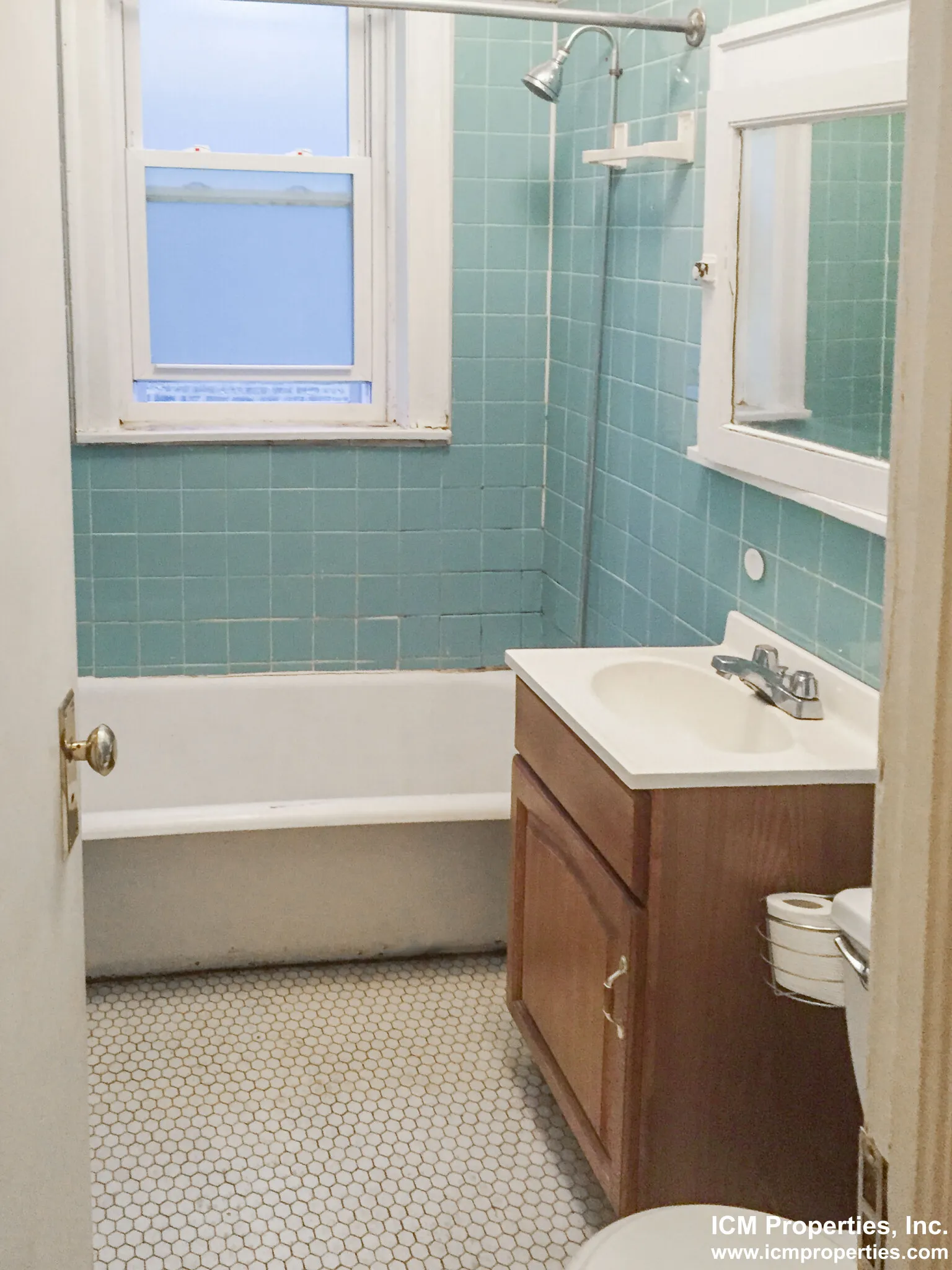 2000 W Foster Ave, , 60625, USA 60640-unit#2010-1D-Chicago-IL