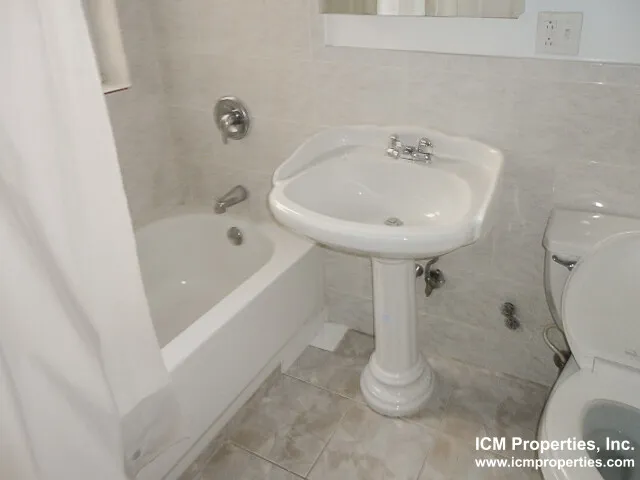 2000 W Foster Ave, ,  60625, USA 60640-unit#2002-1-Chicago-IL