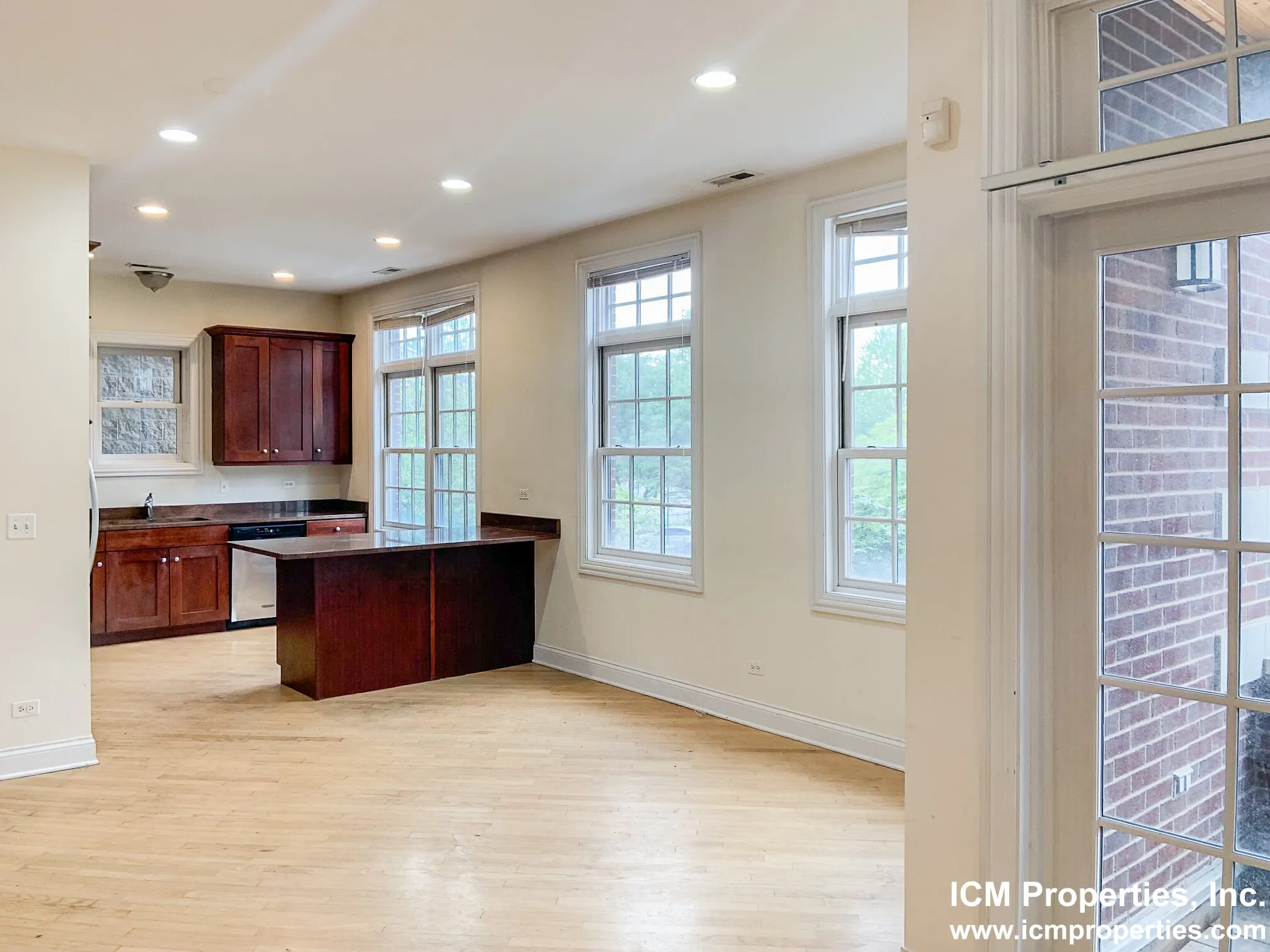 2927 N Southport Ave, ,  60657, USA 60657-unit#2927-2-Chicago-IL