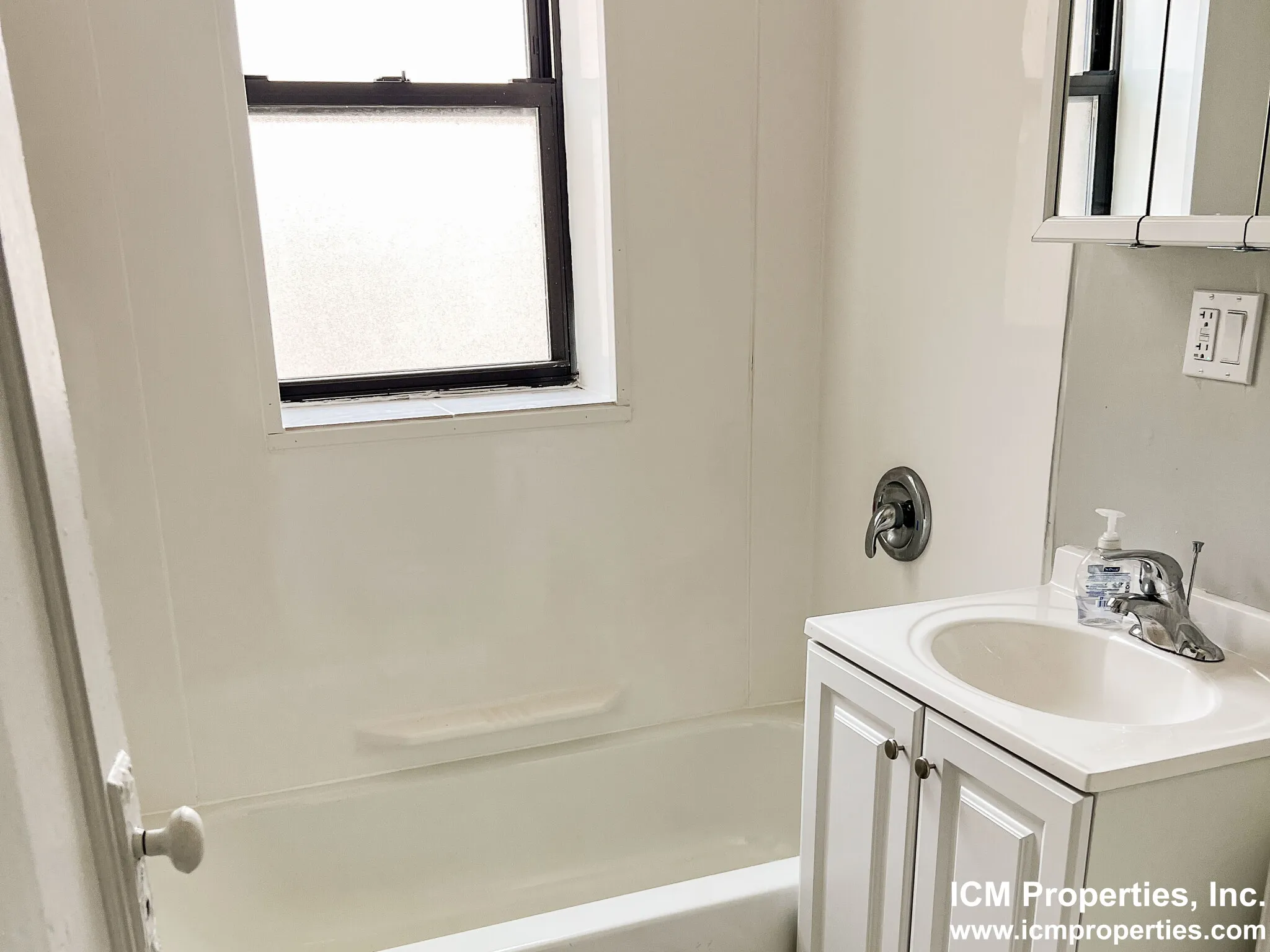 4844 N Rockwell St, ,  60625, USA 60625-unit#2612G-1R-Chicago-IL