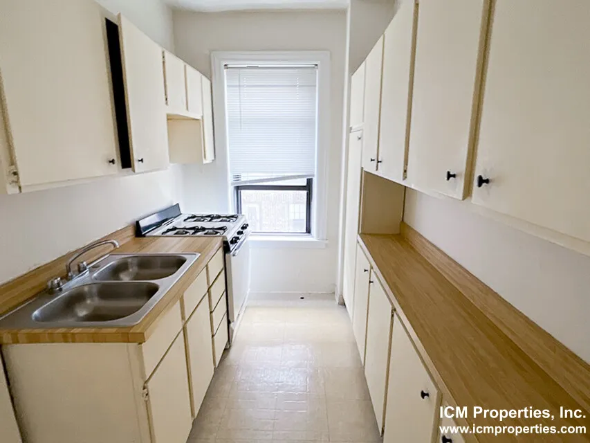 540 W Briar Pl, , 60657, USA 60657-unit#540-7A-Chicago-IL