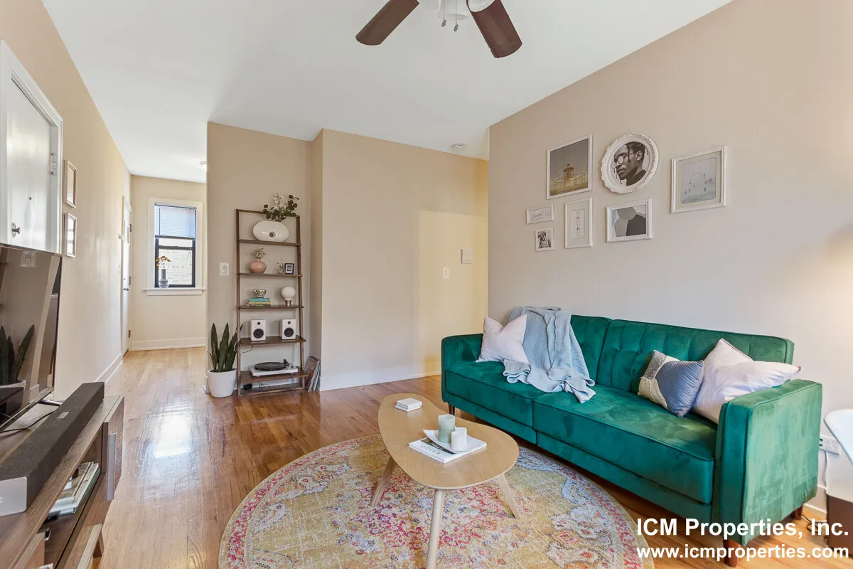 617 W Melrose St, ,  60657, USA 60657-unit#617-B3-Chicago-IL