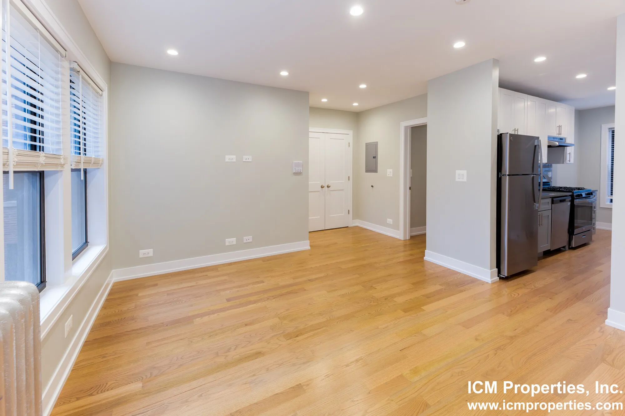 512 W Cornelia Ave, , 60657, USA 60657-unit#516-209-Chicago-IL