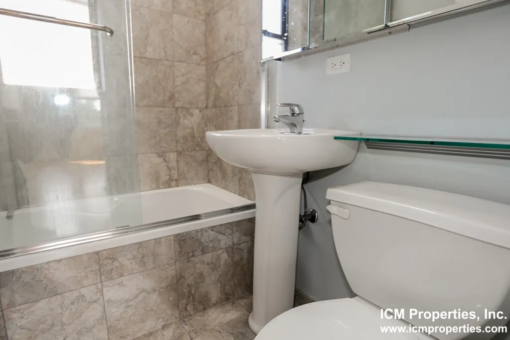 622 W Roscoe St, ,  60657, USA 60657-unit#626-2F-Chicago-IL