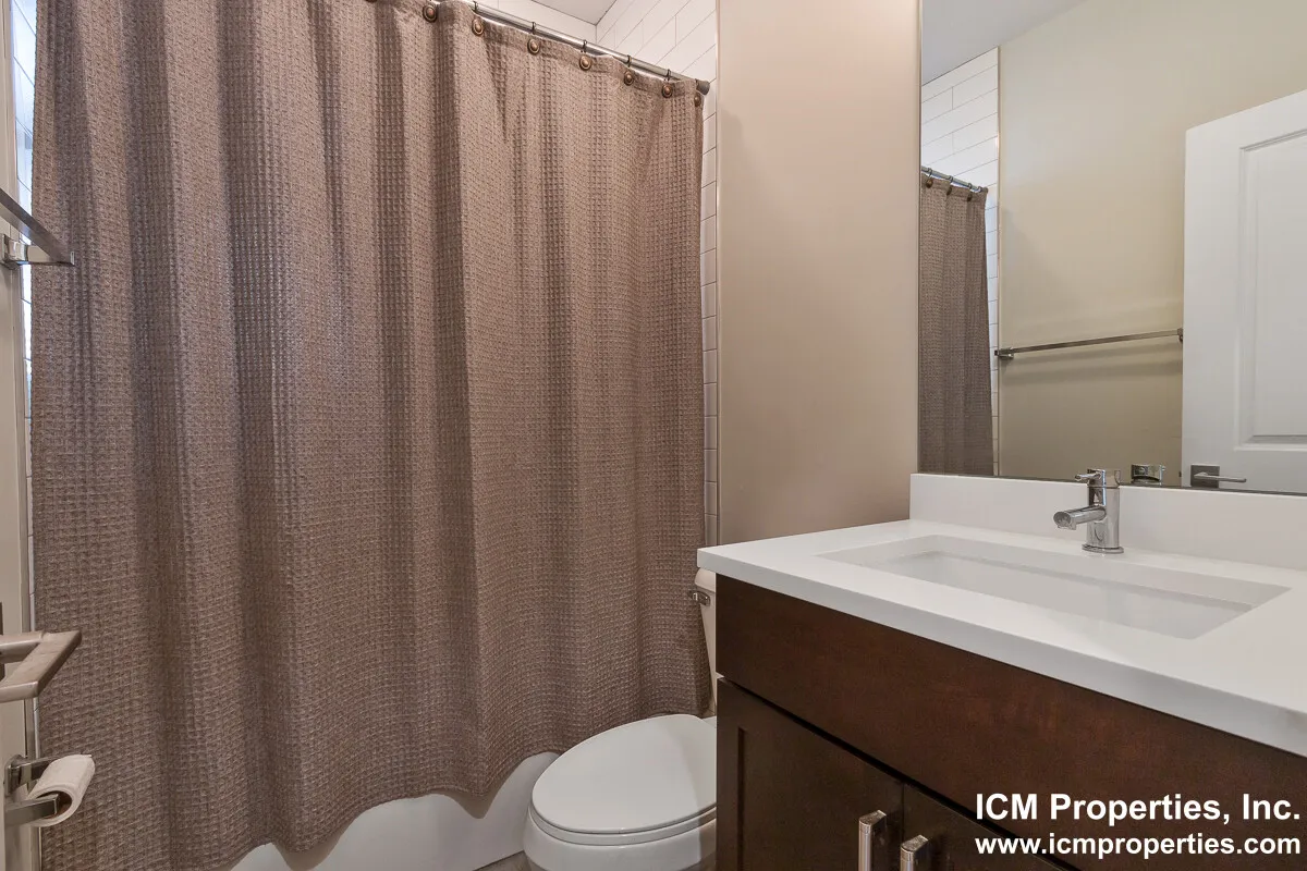 1946 W Nelson St, ,  60657, USA 60657-unit#1946-1W-Chicago-IL