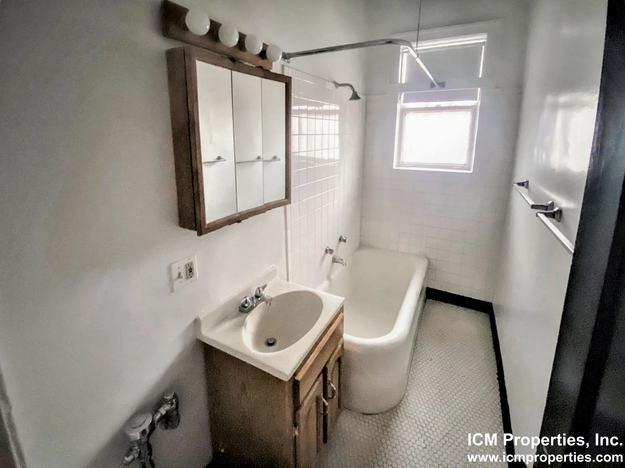 4500 N Ashland Ave, ,  60640, USA 60640-unit#1606-G-Chicago-IL