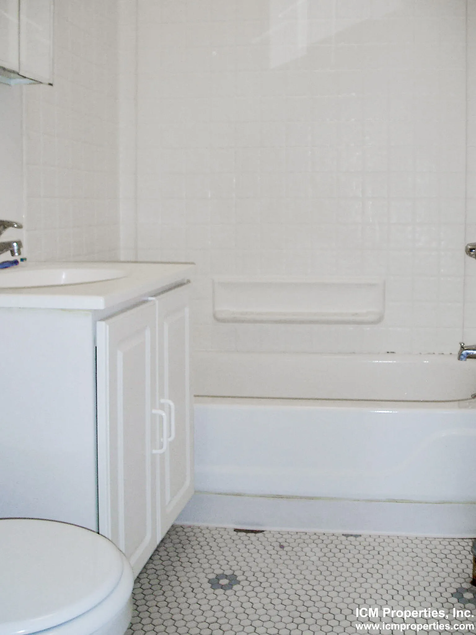 4817 N Wolcott Ave, ,  60640, USA 60640-unit#4817-2B-Chicago-IL