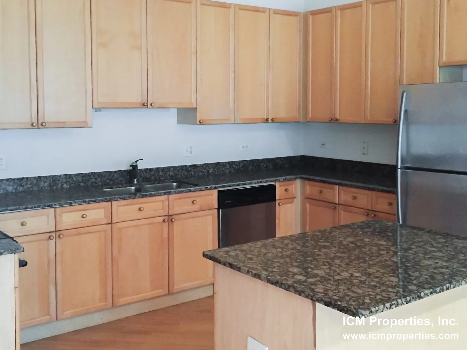 2531 N Southport Ave, ,  60614, USA 60614-unit#2531-4S-Chicago-IL