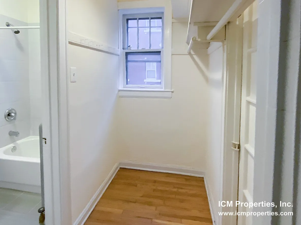 428 W Surf St, , 60657, USA 60657-unit#430-2D-Chicago-IL