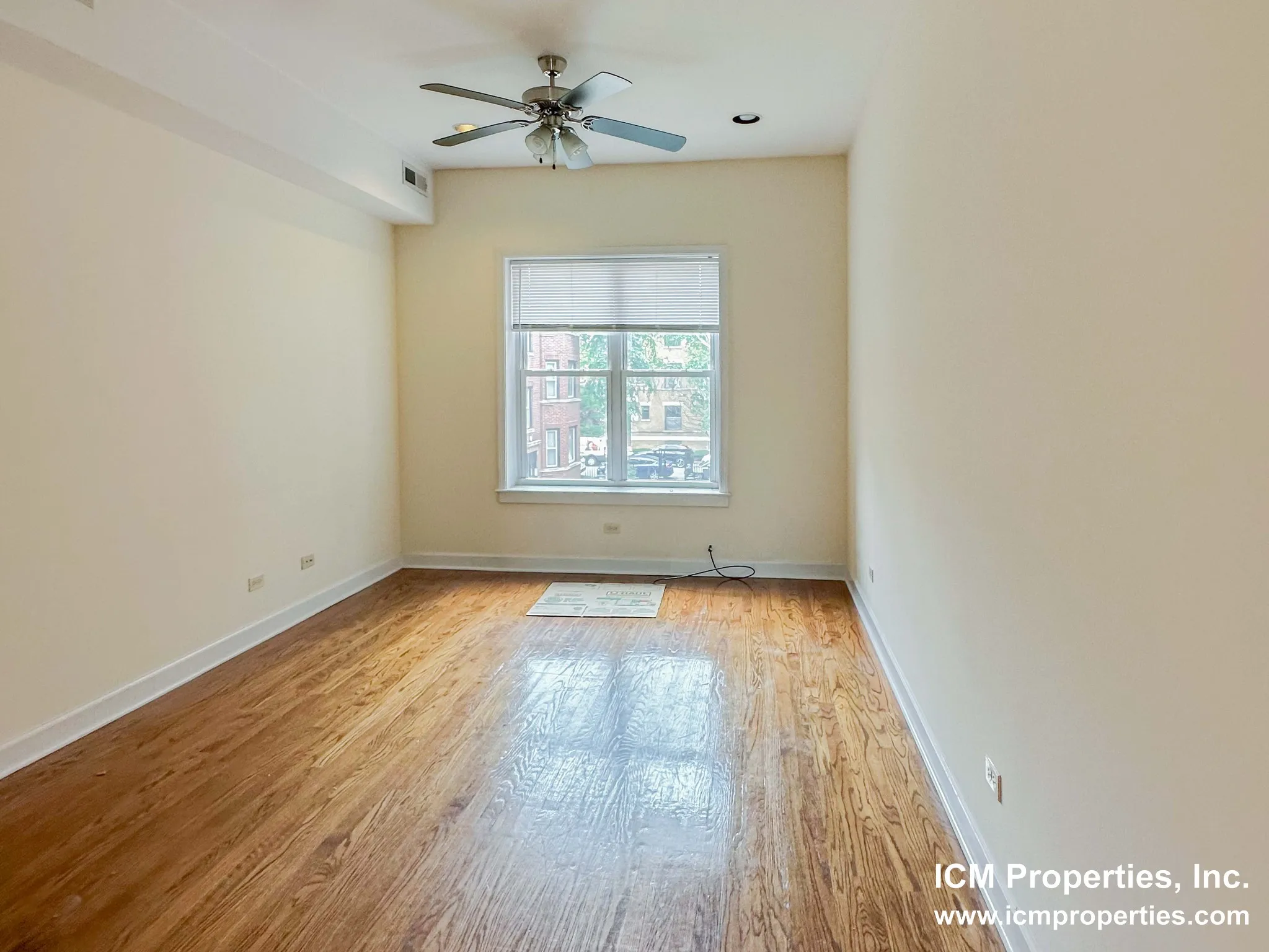 851 W Cornelia Ave, , 60657, USA 60657-unit#855-2E-Chicago-IL