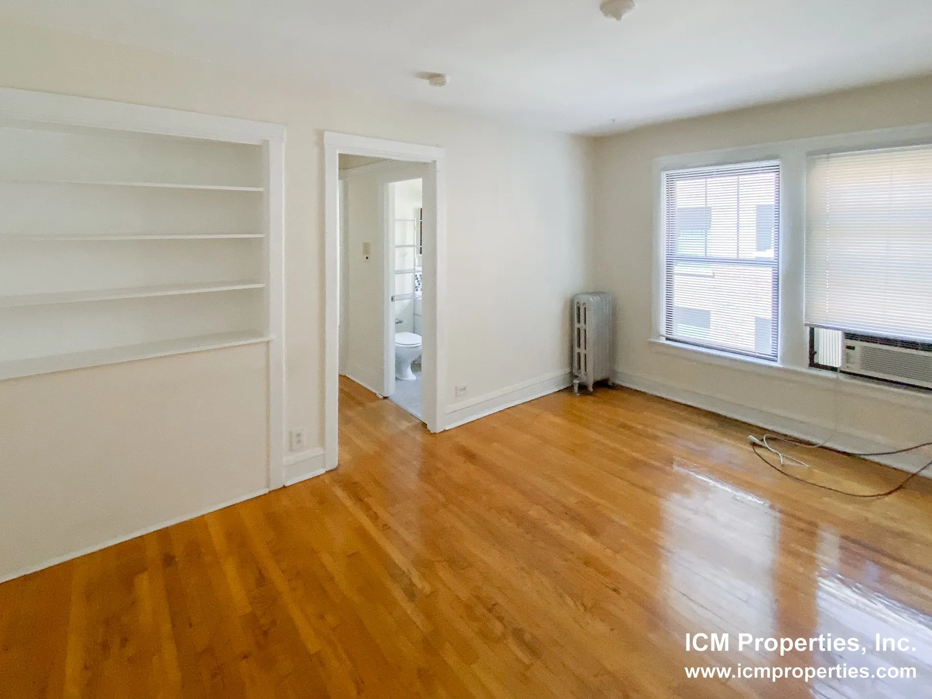 512 W Cornelia Ave, , 60657, USA 60657-unit#516-207-Chicago-IL