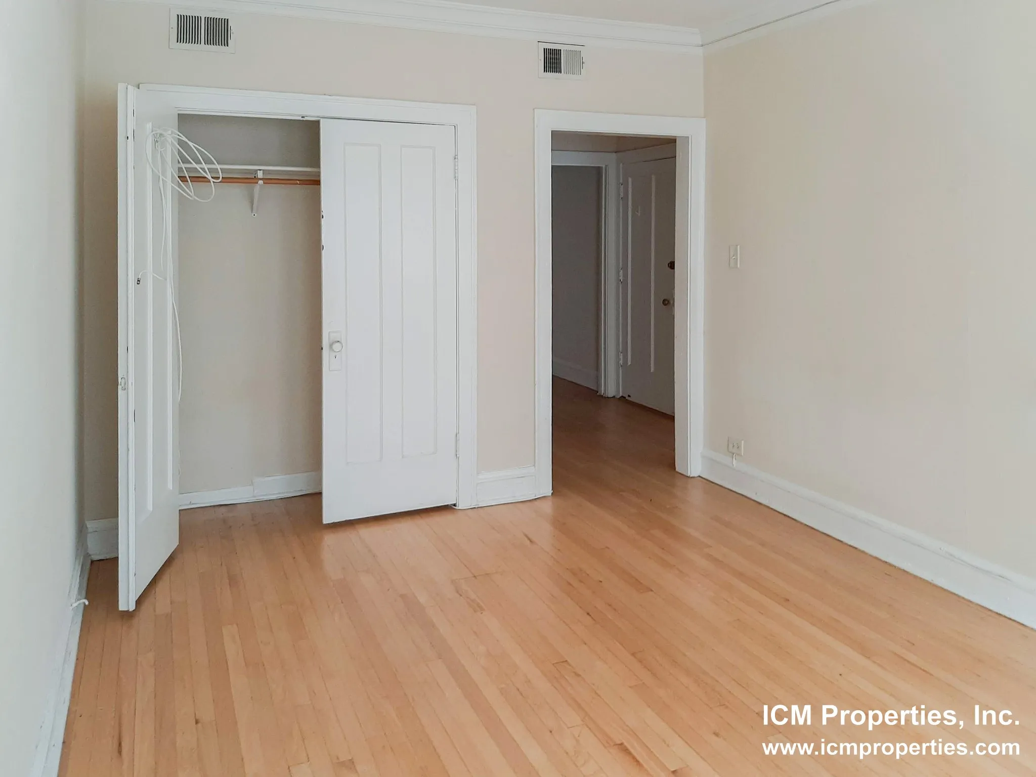 2200 W Foster Ave, , 60625, USA 60625-unit#2202-2-Chicago-IL