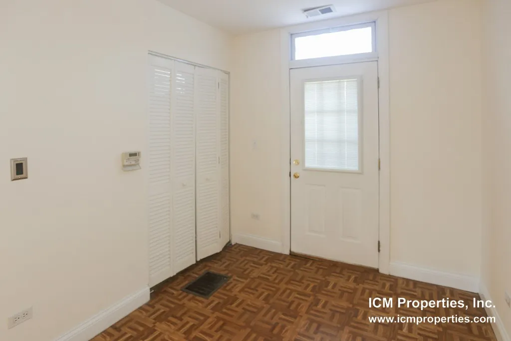 3846 N Southport Ave, , 60613, USA 60613-unit#3846-3-Chicago-IL