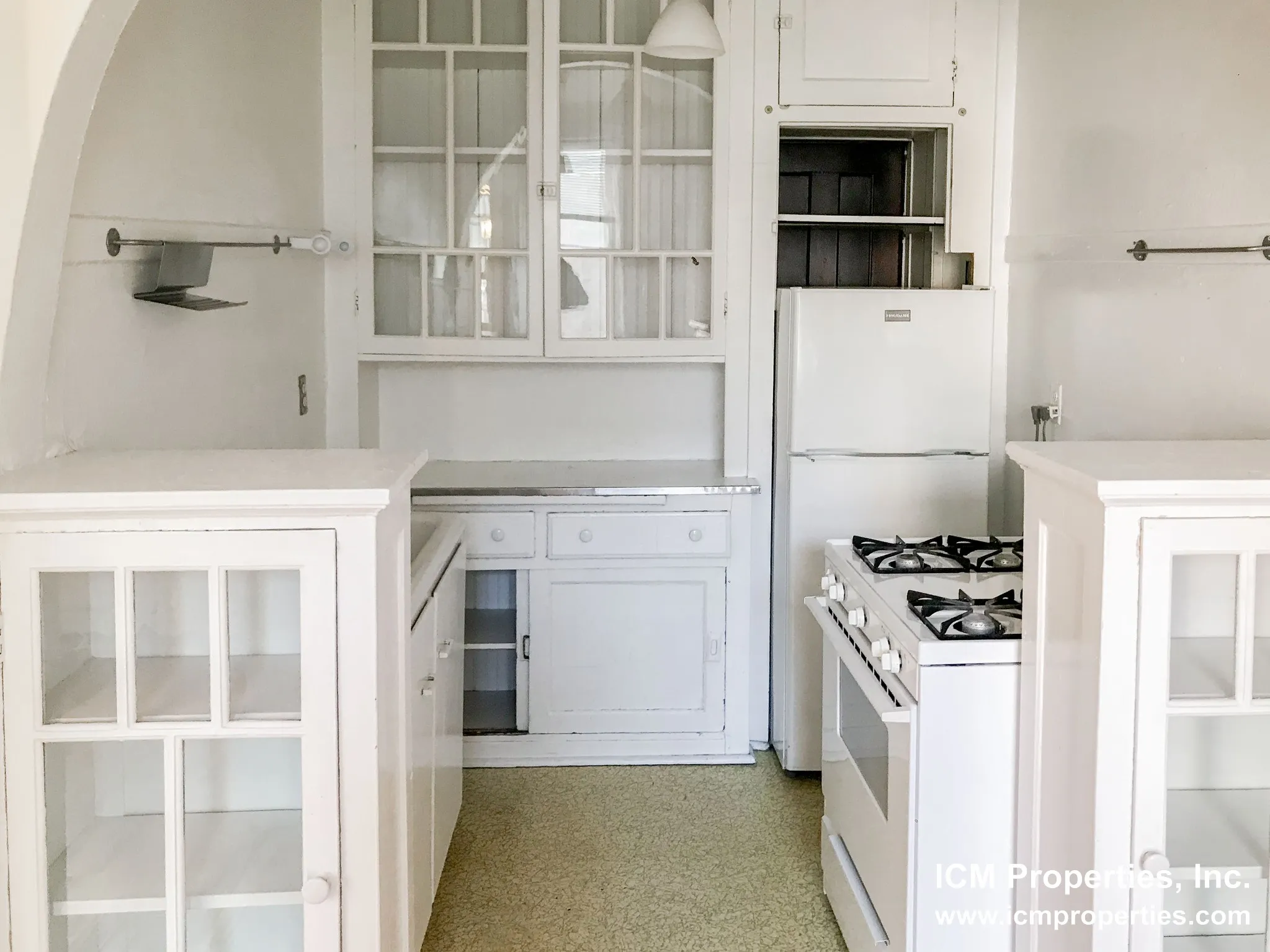 428 W Surf St, , 60657, USA 60657-unit#432-104-Chicago-IL