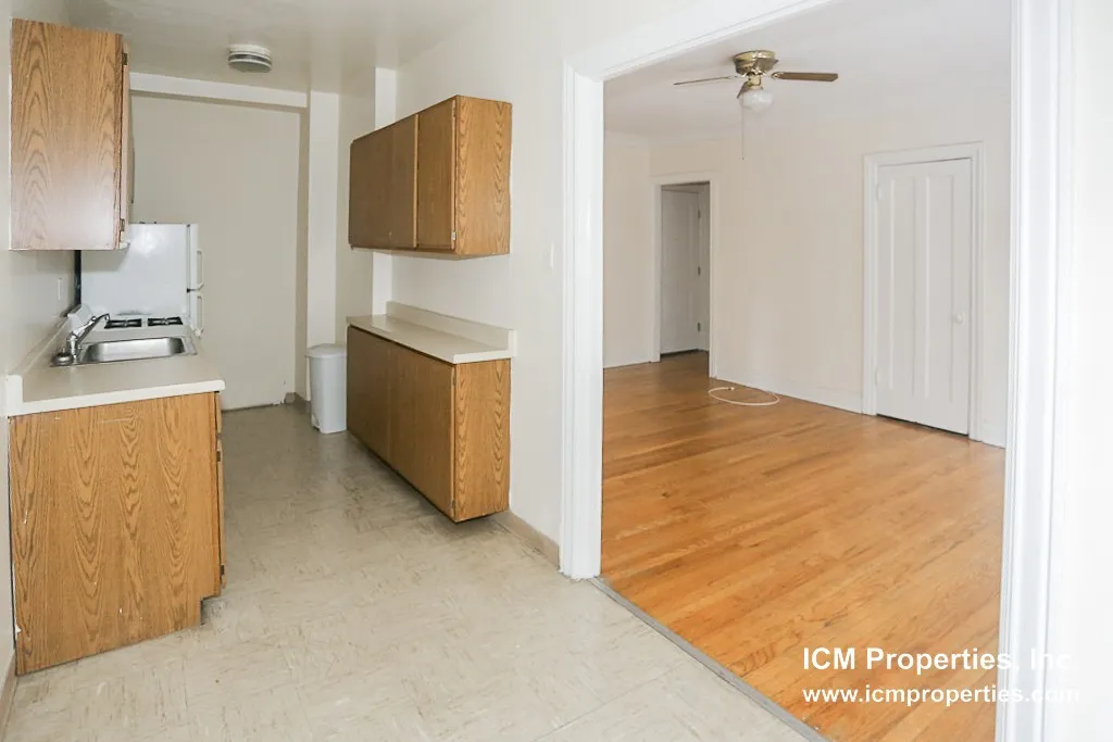 540 W Briar Pl, , 60657, USA 60657-unit#540-3B-Chicago-IL
