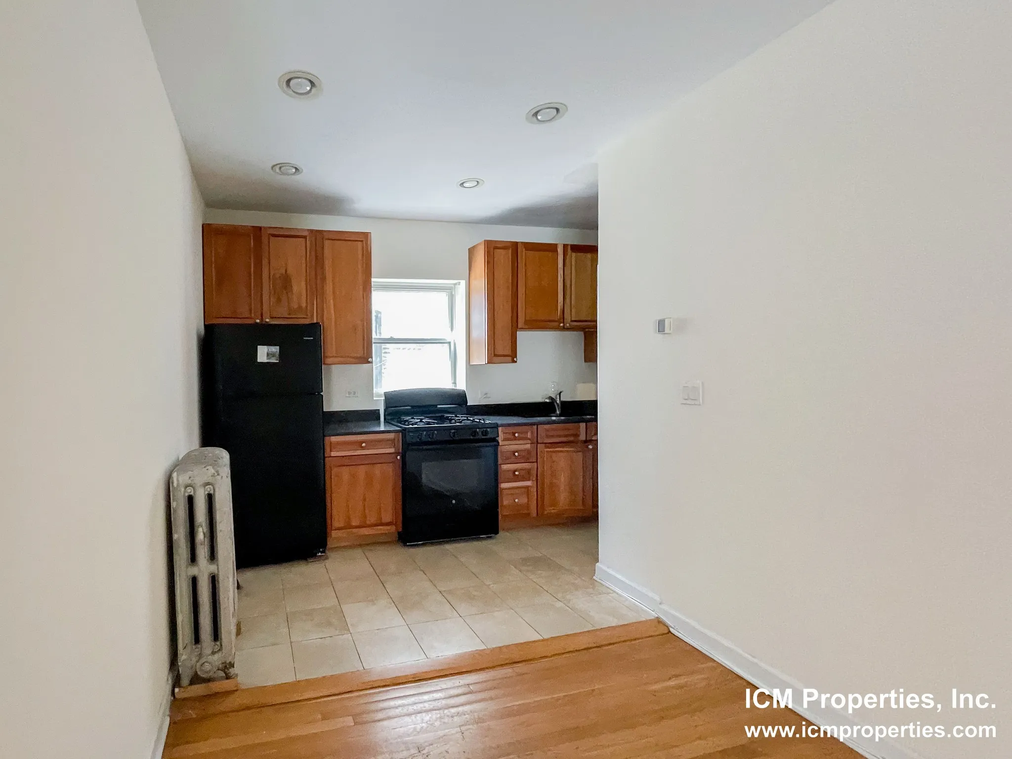 3912 N Pine Grove Ave, ,  60613, USA 60613-unit#3918-1-Chicago-IL