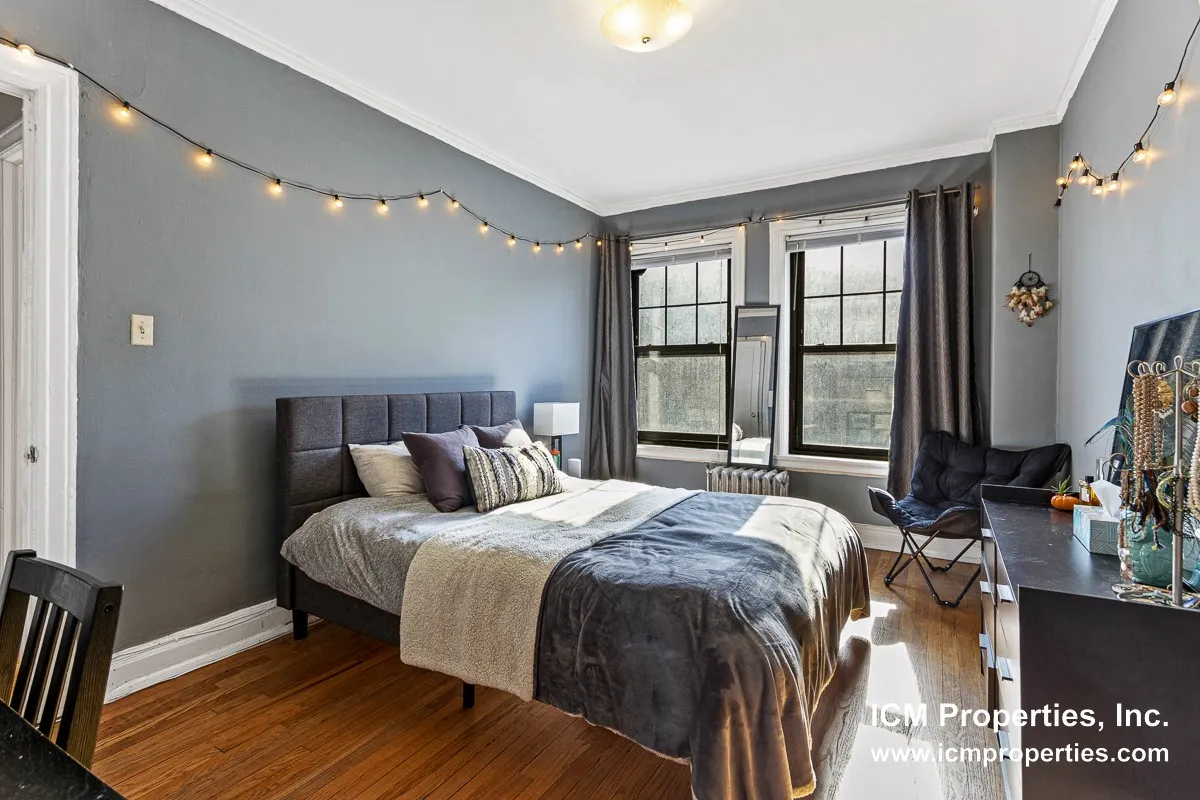 540 W Briar Pl, , 60657, USA 60657-unit#540-2A-Chicago-IL