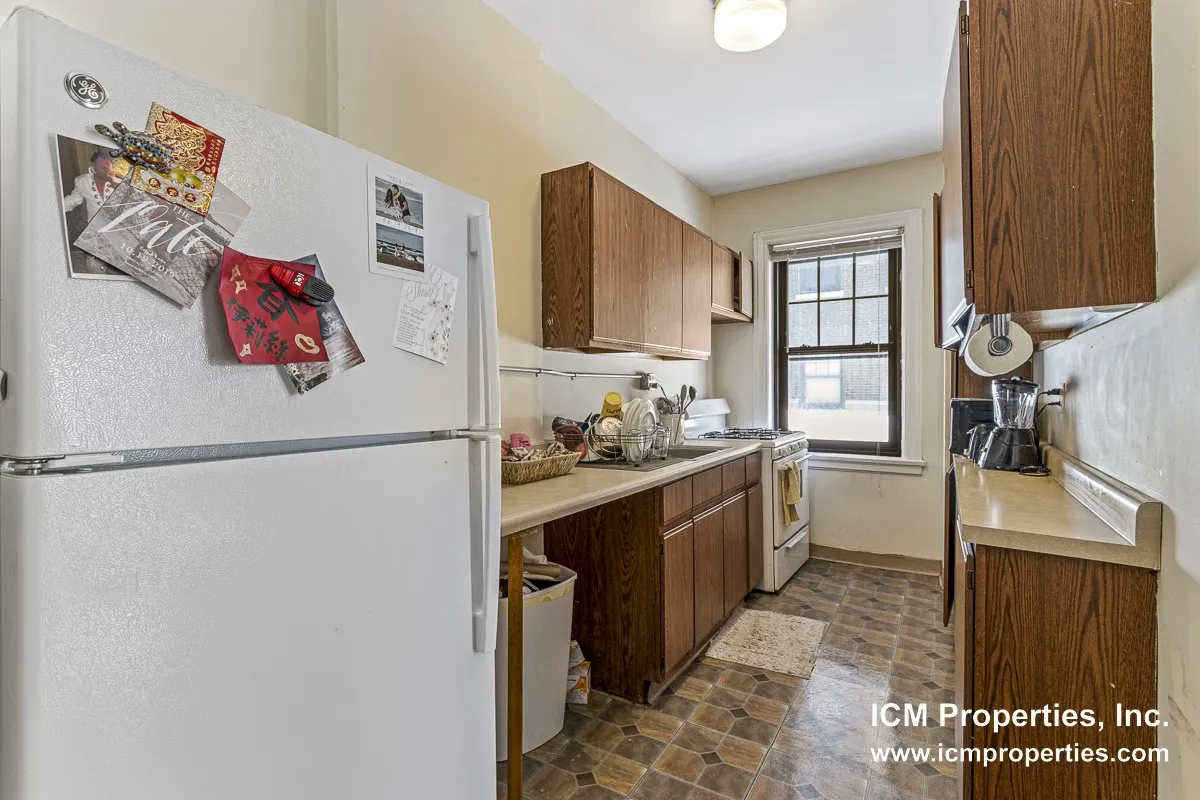 540 W Briar Pl, , 60657, USA 60657-unit#540-2A-Chicago-IL