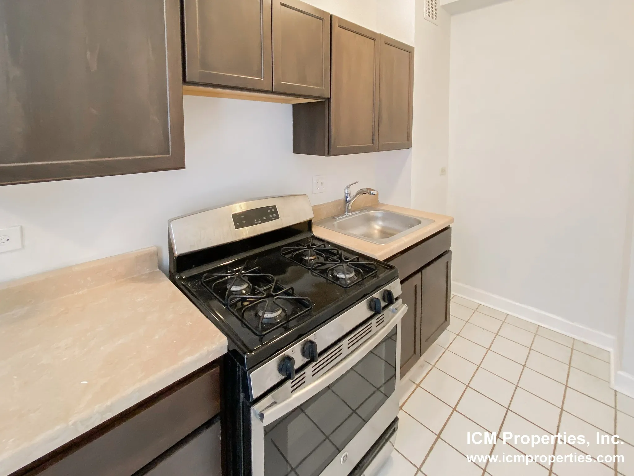 540 W Briar Pl, , 60657, USA 60657-unit#540-7H-Chicago-IL