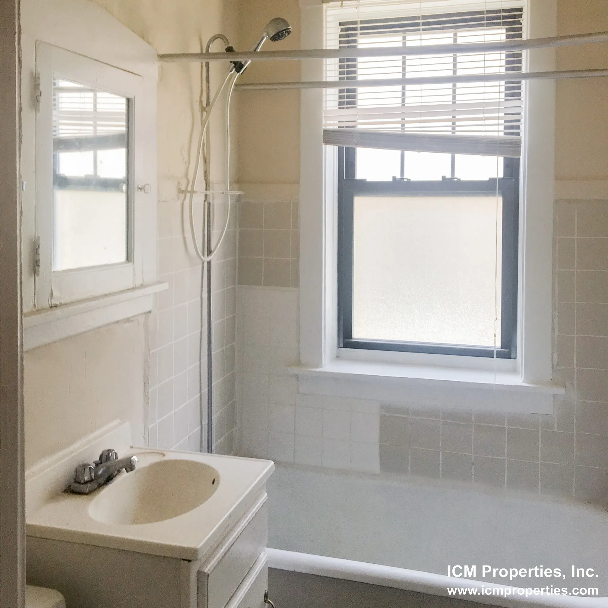 4600 N Winchester Ave, ,  60640, USA 60640-unit#1944-1M-Chicago-IL