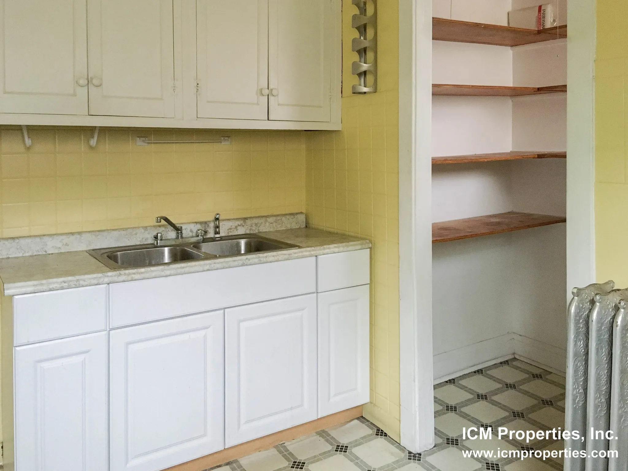 3817 N Lawndale Ave, ,  60618, USA 60618-unit#3817-2W-Chicago-IL