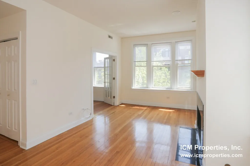 3846 N Southport Ave, , 60613, USA 60613-unit#3846-3-Chicago-IL