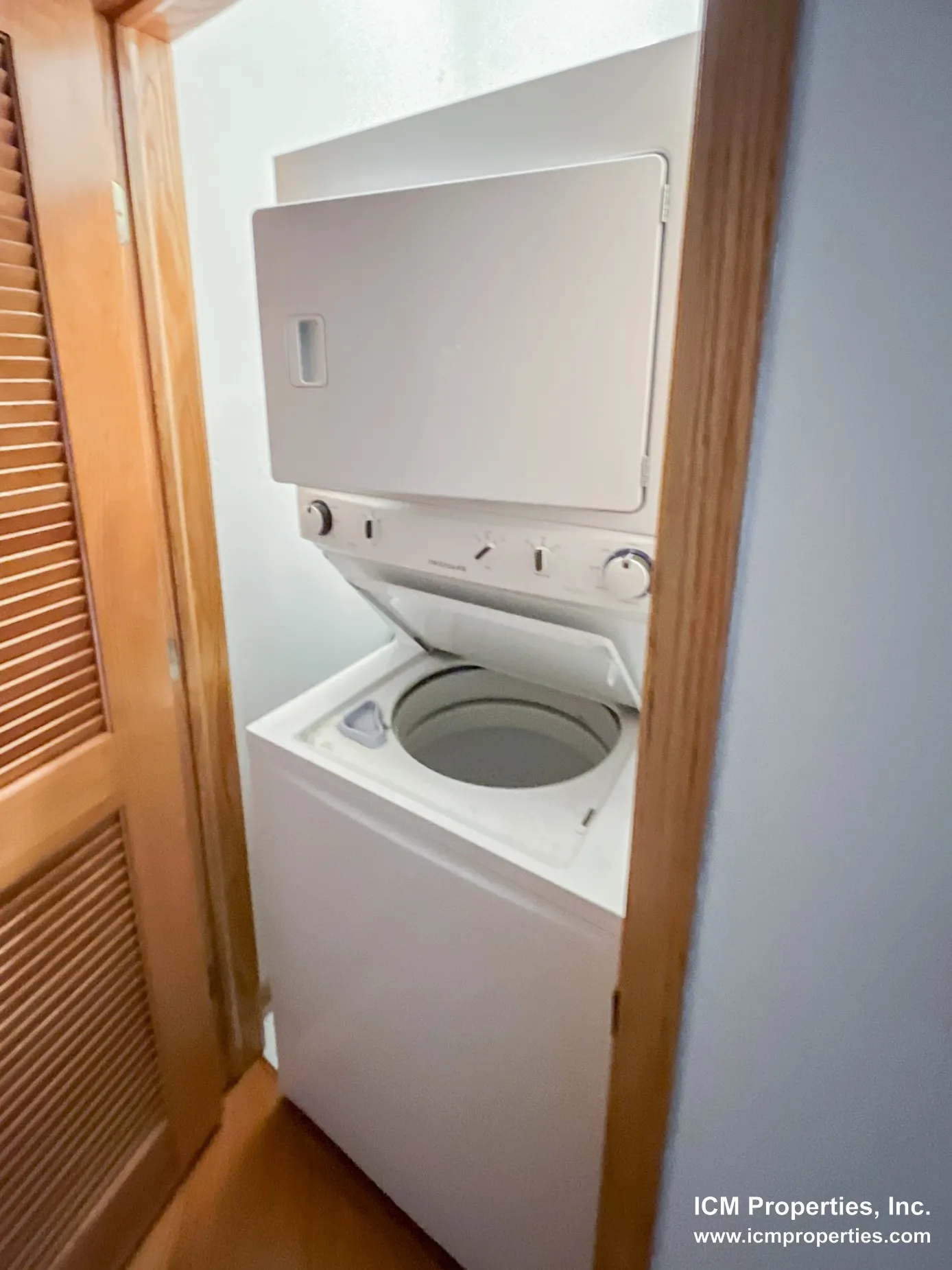2732 N Wayne Ave, ,  60614, USA 60614-unit#2732-2-Chicago-IL