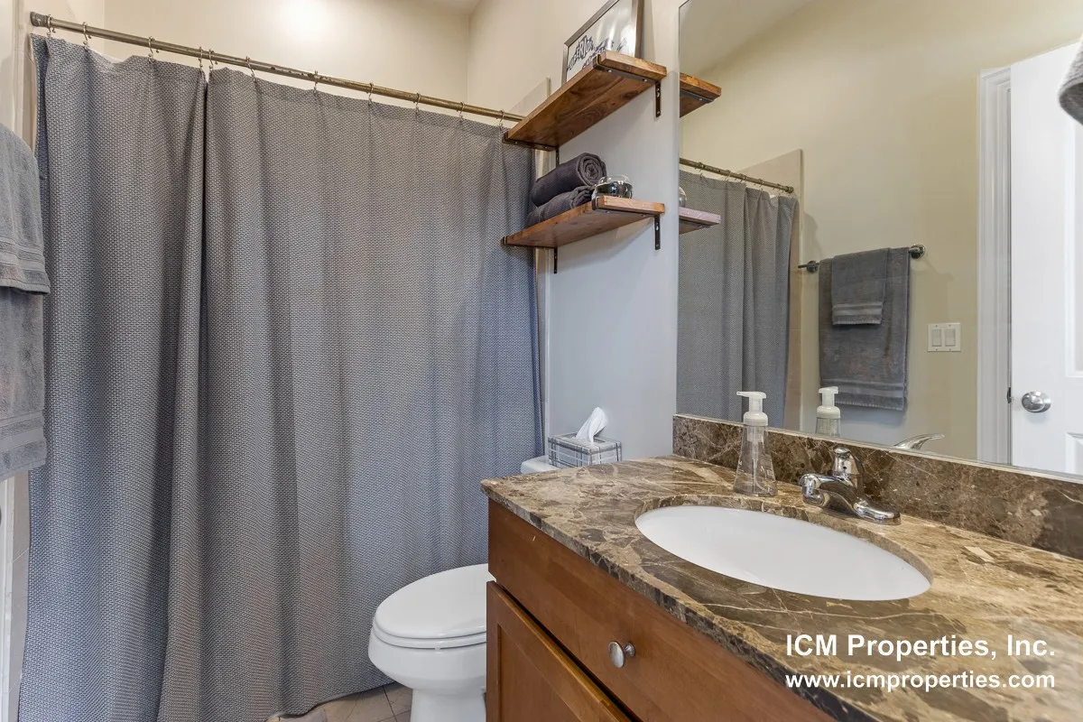 1039 W Newport Ave, , 60657, USA 60657-unit#1039-2-Chicago-IL
