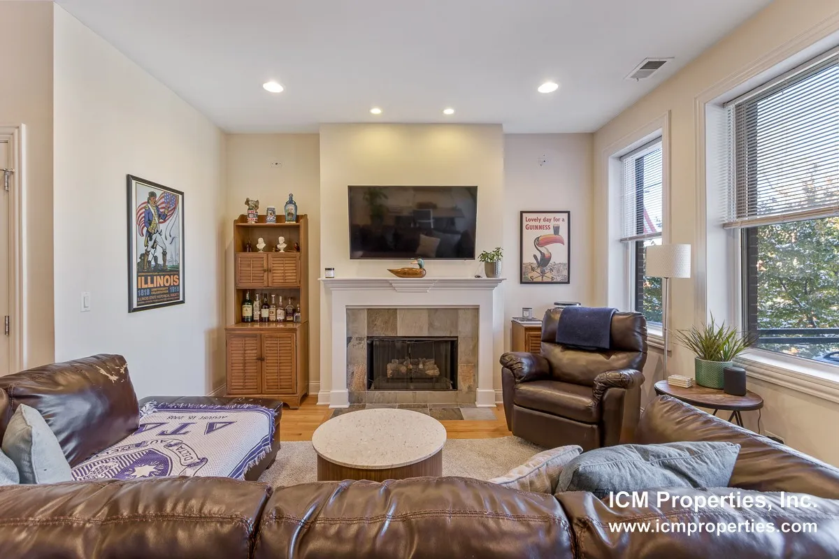 1039 W Newport Ave, , 60657, USA 60657-unit#1039-2-Chicago-IL
