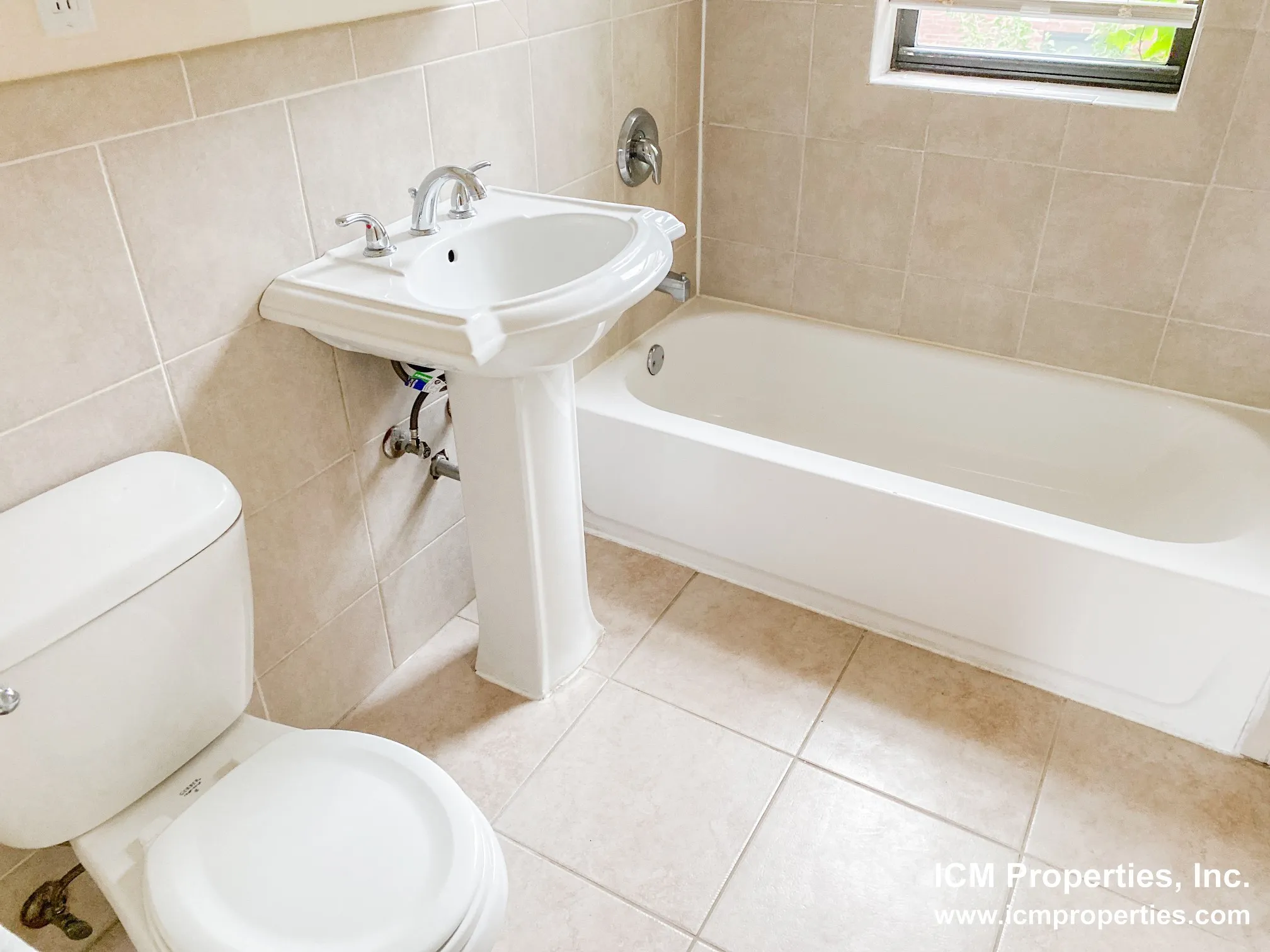 3925 N Keeler Ave, ,  60641, USA 60641-unit#3927-2-Chicago-IL