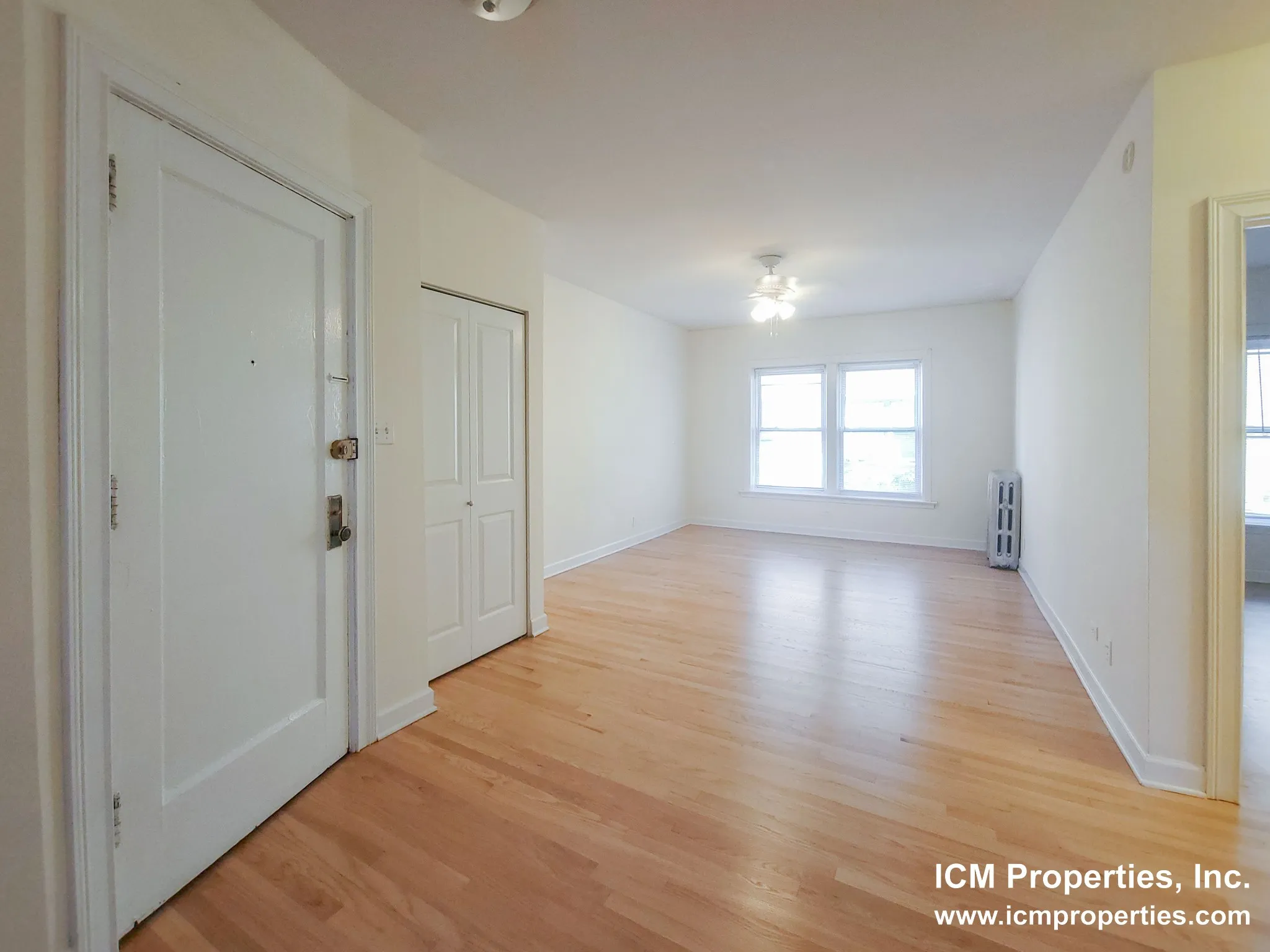 3912 N Pine Grove Ave, ,  60613, USA 60613-unit#3916-1W-Chicago-IL