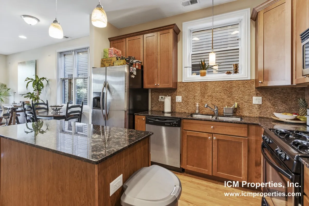 1039 W Newport Ave, , 60657, USA 60657-unit#1039-2-Chicago-IL