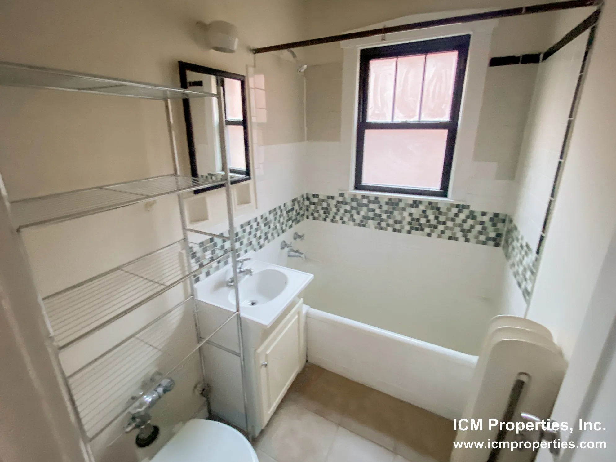 512 W Cornelia Ave, ,  60657, USA 60657-unit#516-207-Chicago-IL