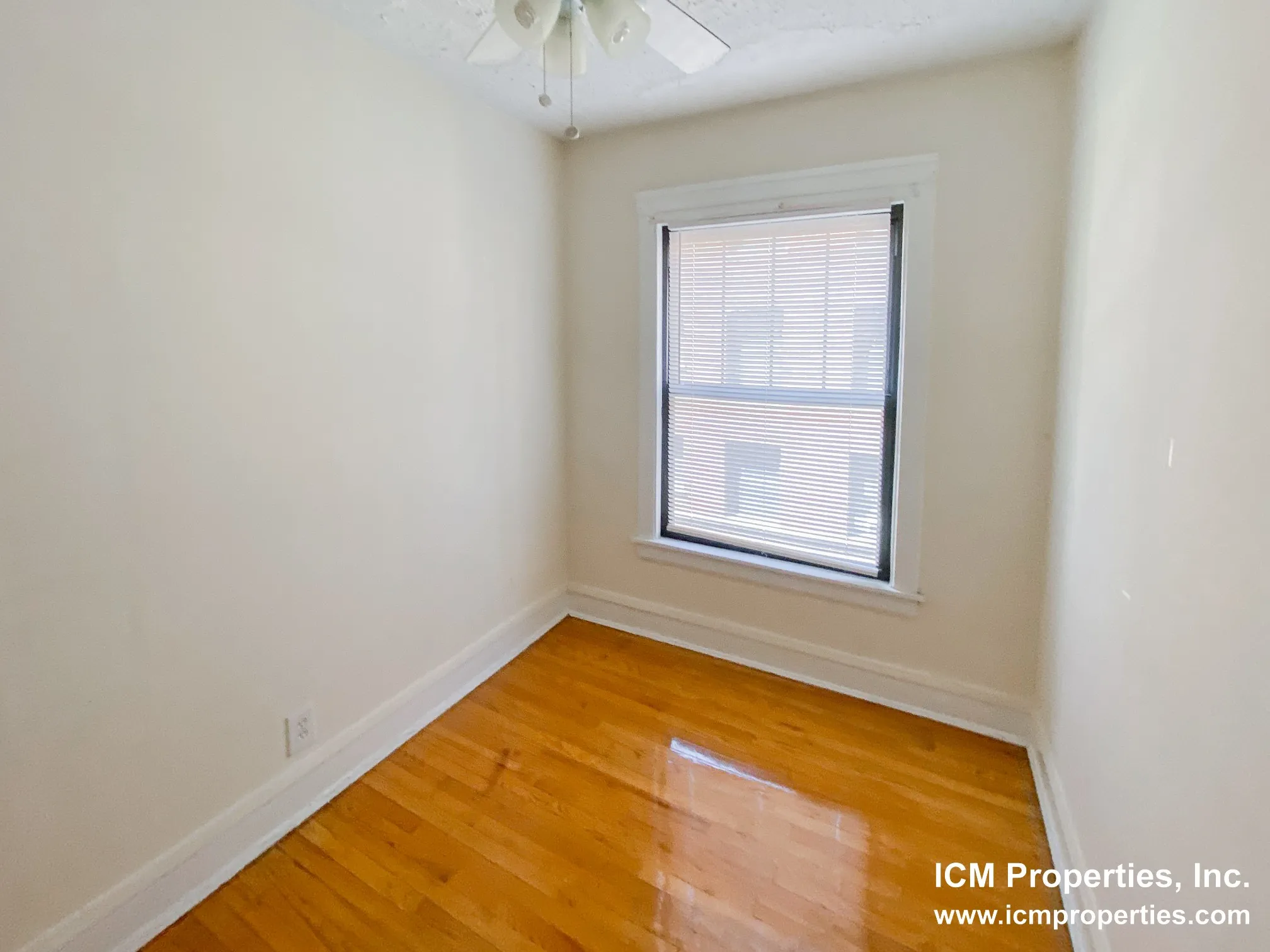 512 W Cornelia Ave, ,  60657, USA 60657-unit#516-207-Chicago-IL