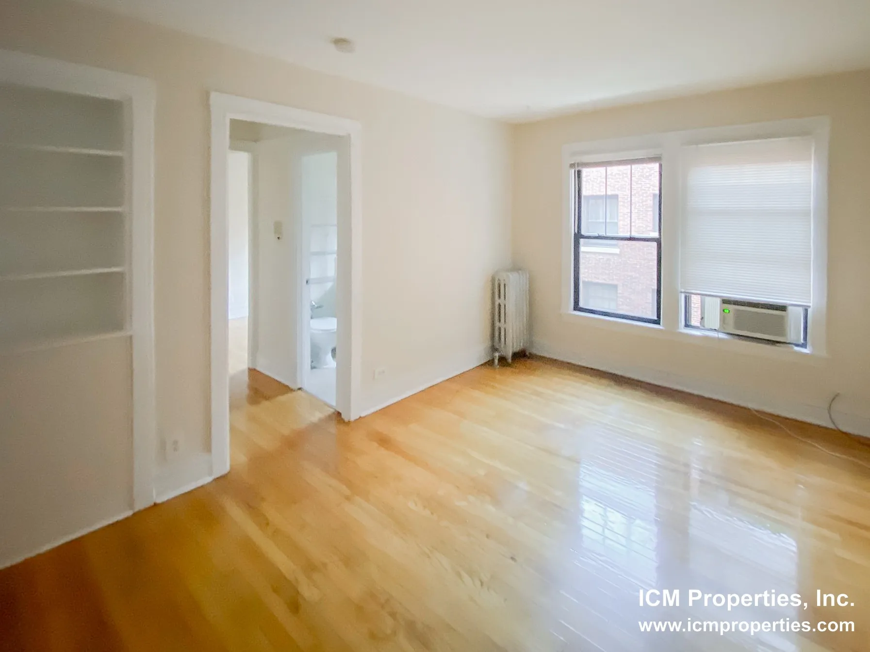 512 W Cornelia Ave, ,  60657, USA 60657-unit#516-207-Chicago-IL