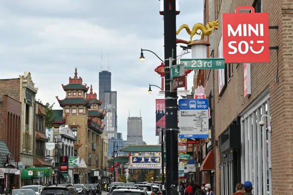 chinatown_apartments_in_chicago