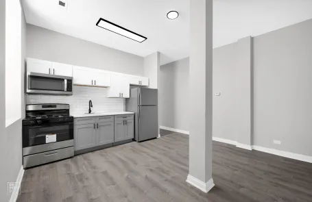5-web-or-mls-801-e-drexel-square-801-1e