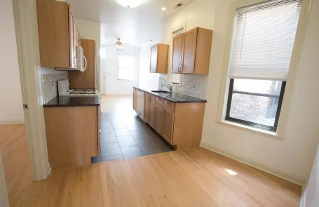 5400-5406_s_maryland_apartments_102
