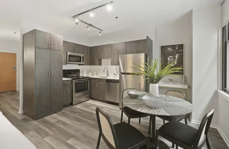 7284W64e1640e7c952.jpgthumbnail