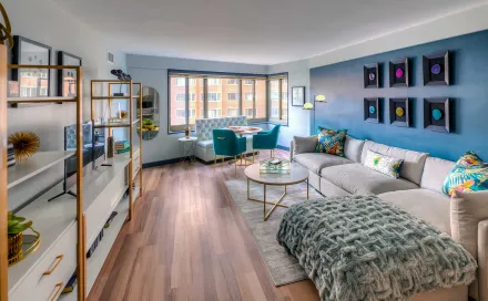 1350_lakeshore_1_bed_living