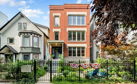 64-web-or-mls-1120-w-george-st