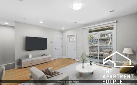 1337_west_walton_1r_chicago_noble_square_unit_photo_2