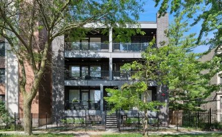 01_4932nkenmoreave_57_frontview_large